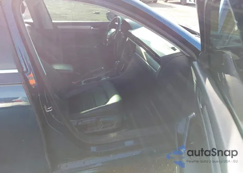 2020 Volkswagen Passat 2.0T Se z USA, uszkodzony, nr VIN 1VWSA7A3XLC014236